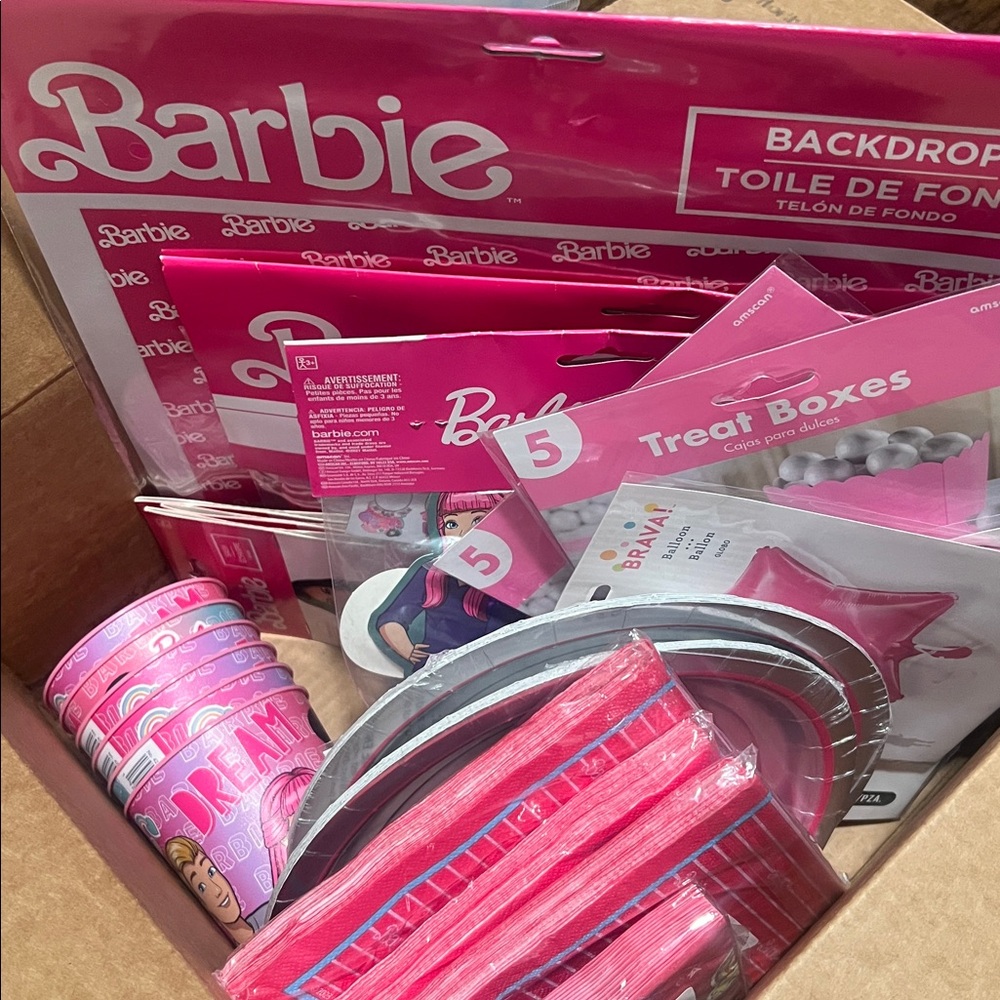 Barbie Celebration Set - Pink and Gold